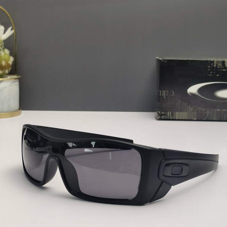 Picture of Oakley Sunglasses _SKUfw66124304fw